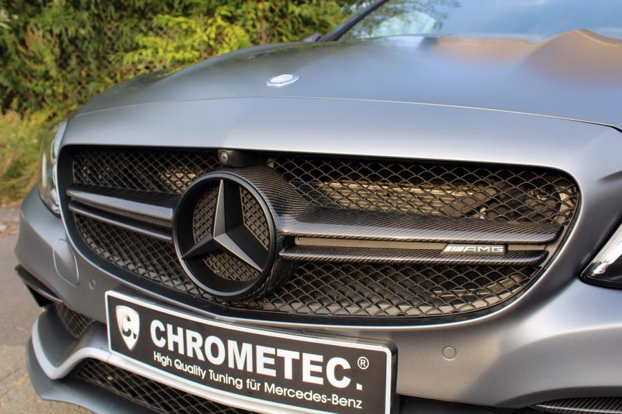 Логотип Mercedes-AMG C63 S Coupe by CHROMETEC 2017 года  (фото 3 из 13)